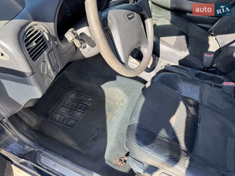 Седан Volvo S40 2000 в Івано-Франківську