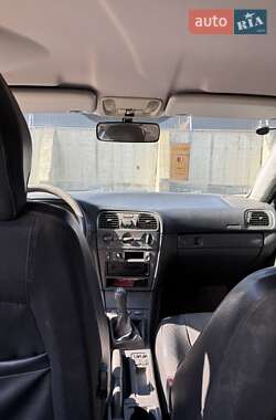 Седан Volvo S40 2000 в 