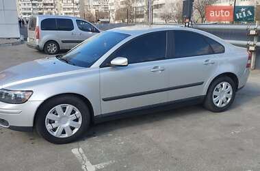 Седан Volvo S40 2006 в Києві