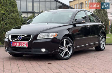 Седан Volvo S40 2012 в 