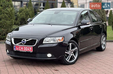 Седан Volvo S40 2012 в 