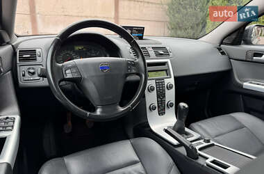 Седан Volvo S40 2012 в 