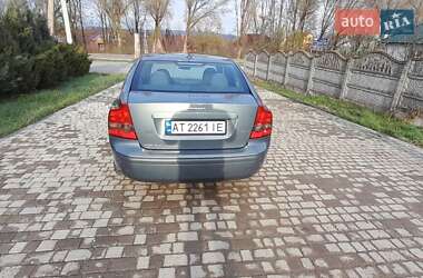 Седан Volvo S40 2004 в 