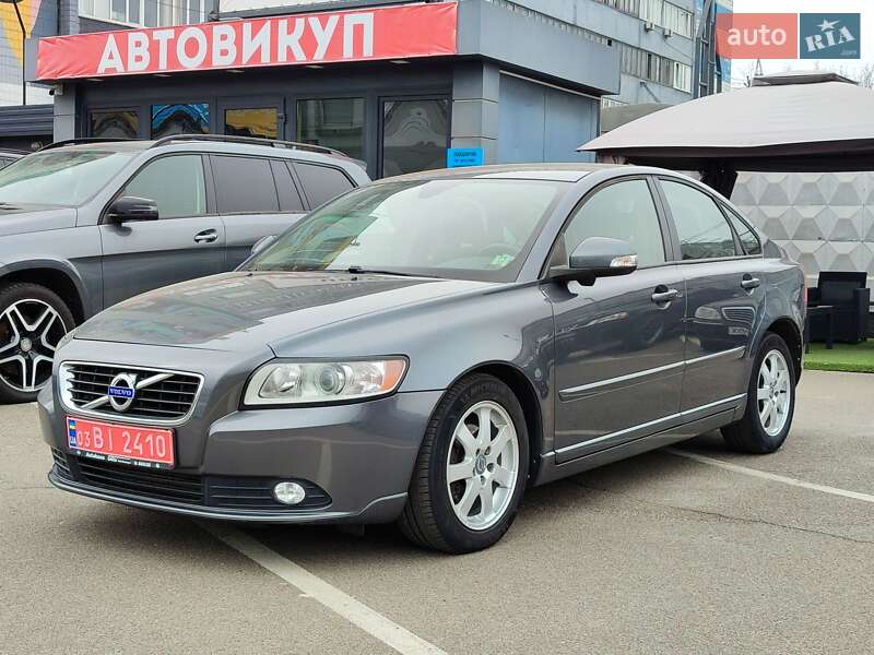 Седан Volvo S40 2011 в Киеве