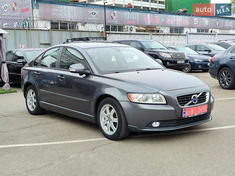 Седан Volvo S40 2011 в Киеве