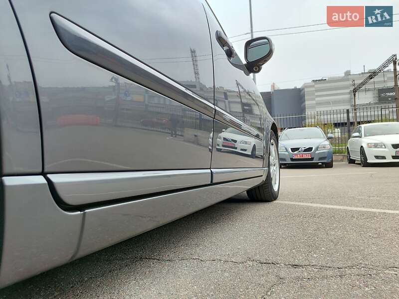 Седан Volvo S40 2011 в Киеве