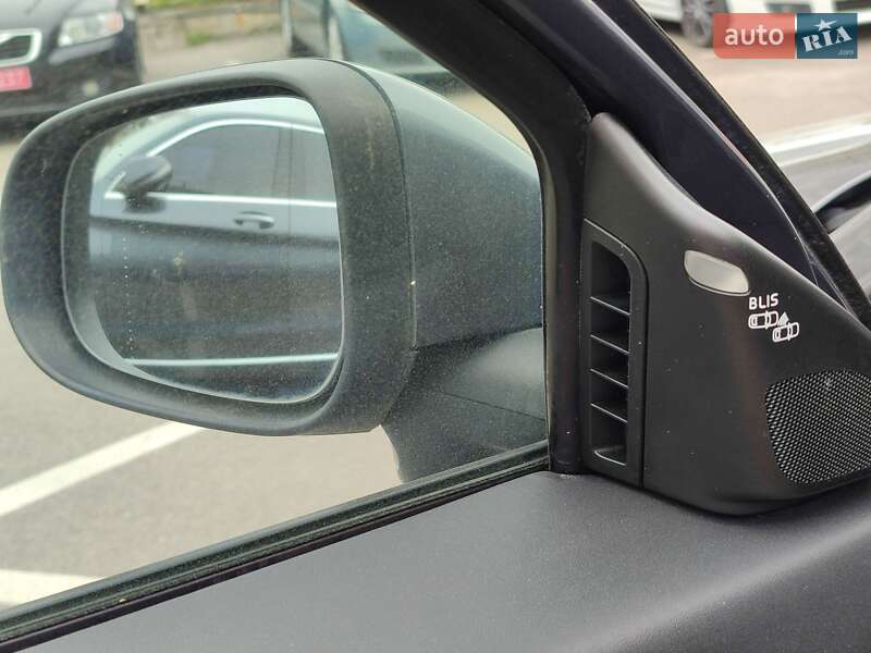 Седан Volvo S40 2011 в Киеве