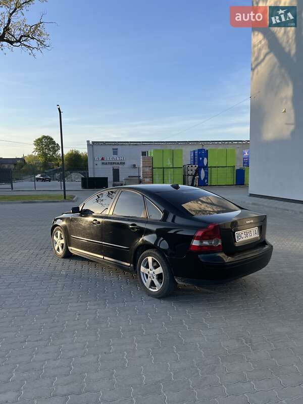Седан Volvo S40 2005 в Бориславі