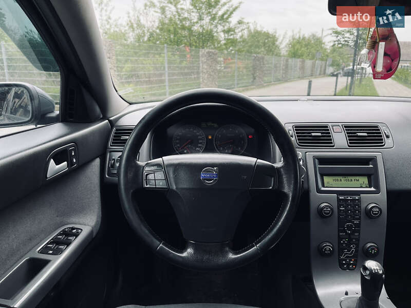 Седан Volvo S40 2005 в Івано-Франківську
