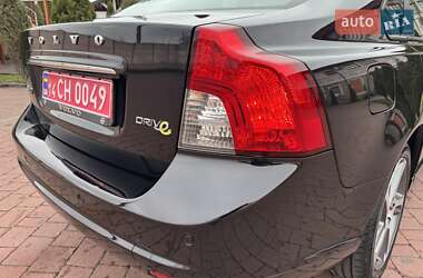 Седан Volvo S40 2012 в 
