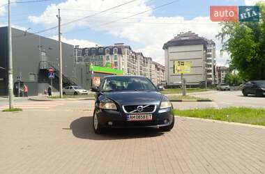 Седан Volvo S40 2011 в Києві