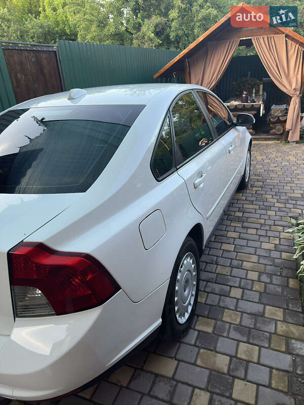 Седан Volvo S40 2008 в Кременчуге