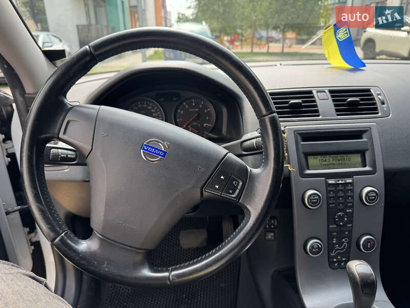 Седан Volvo S40 2012 в Києві