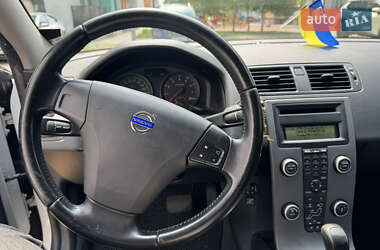 Седан Volvo S40 2012 в 