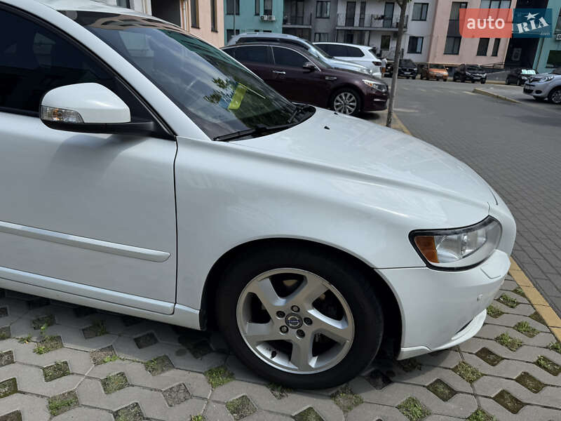 Седан Volvo S40 2012 в Києві