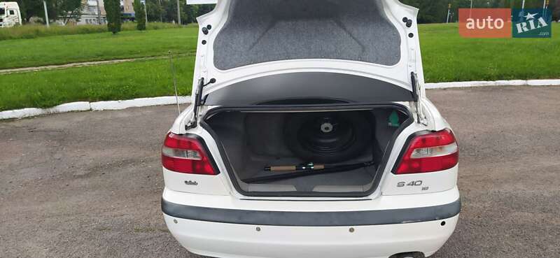 Седан Volvo S40 2001 в Ровно