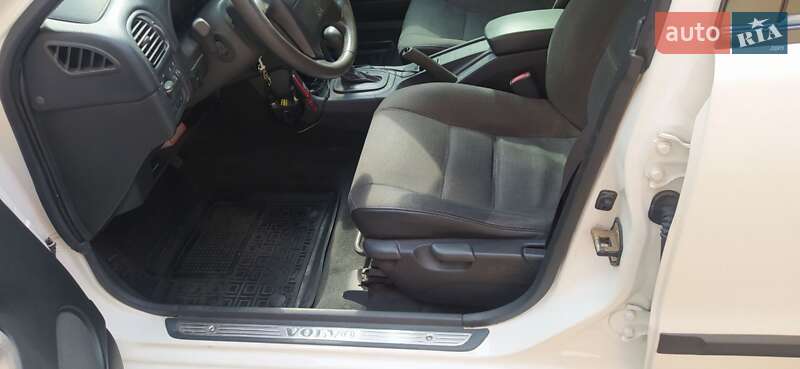 Седан Volvo S40 2001 в Ровно