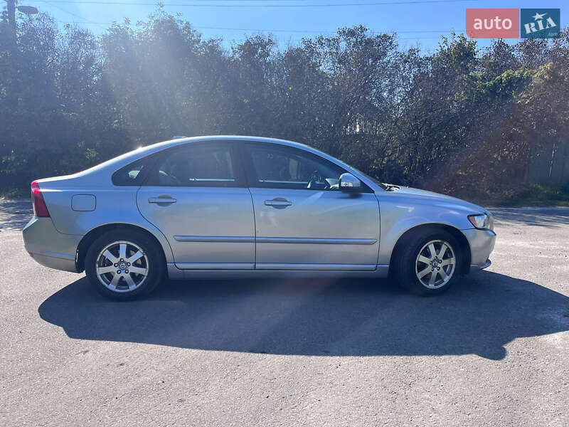 Седан Volvo S40 2009 в Полтаве фото 5 Седан Volvo S40 2009 в Полтаве