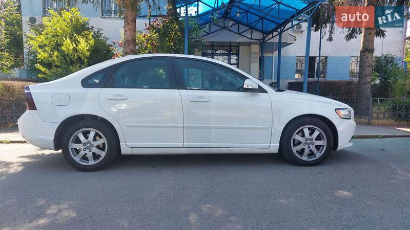 Седан Volvo S40 2009 в Черкассах