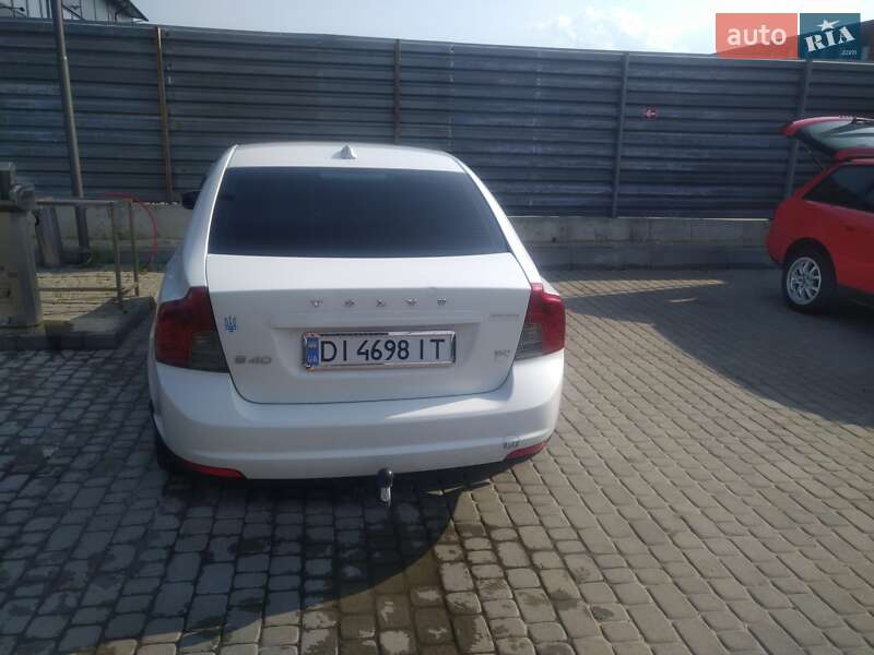 Седан Volvo S40 2007 в Дублянах