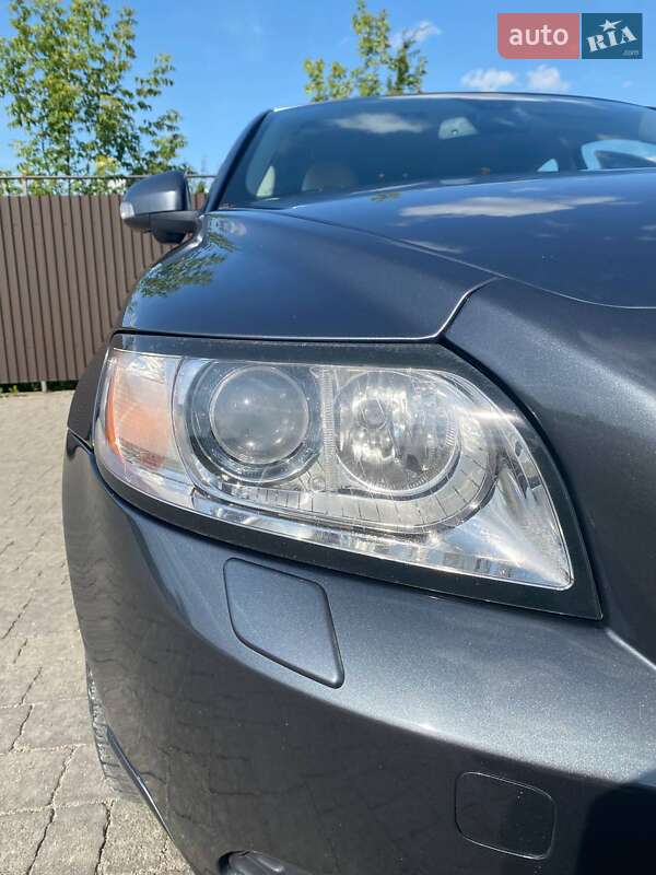 Седан Volvo S40 2011 в Копичинці