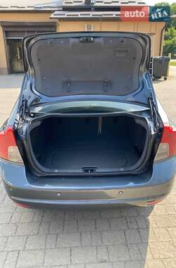 Седан Volvo S40 2011 в 