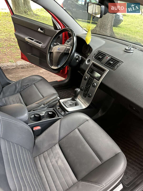 Седан Volvo S40 2007 в Дубно