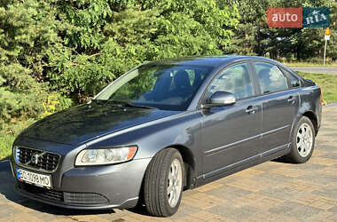 Седан Volvo S40 2010 в Львові