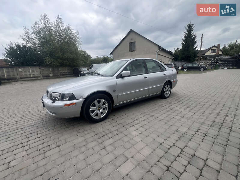 Седан Volvo S40 2003 в Нововолынске
