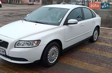 Седан Volvo S40 2009 в 