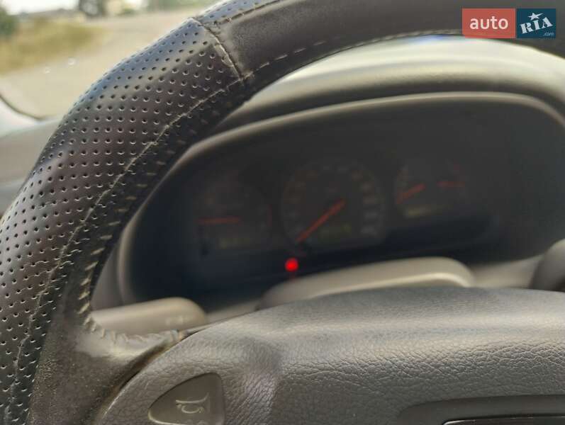 Седан Volvo S40 2000 в Вараші