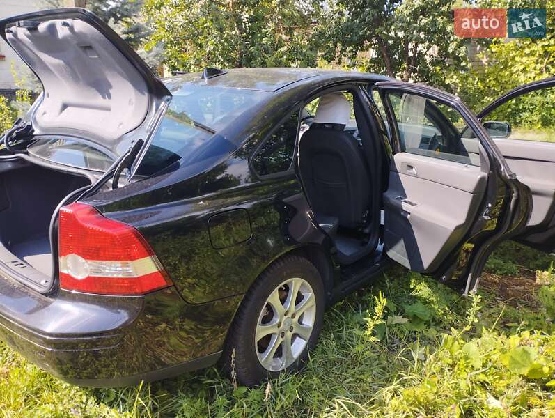 Седан Volvo S40 2005 в Кропивницком фото 30 Седан Volvo S40 2005 в Кропивницком