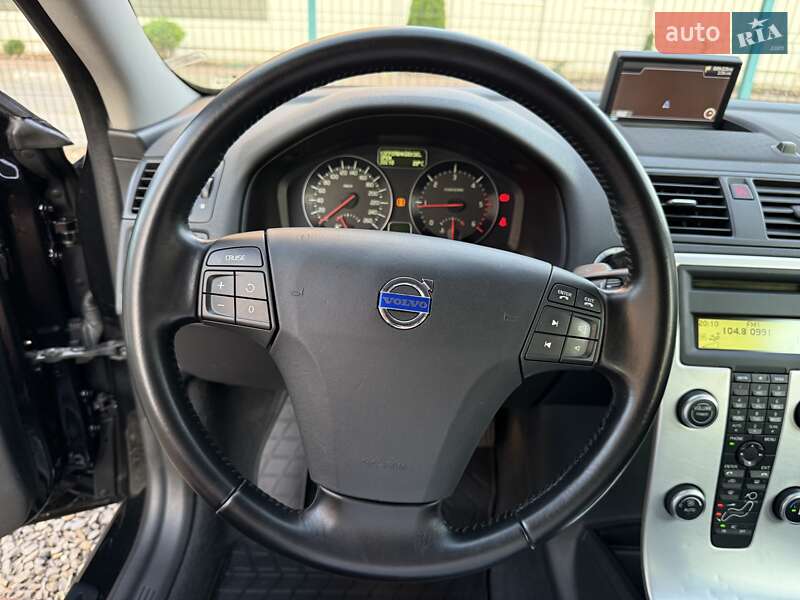 Седан Volvo S40 2011 в Стрию фото 39 Седан Volvo S40 2011 в Стрию