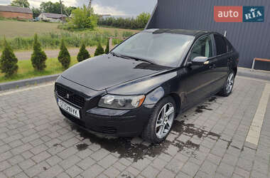 Седан Volvo S40 2004 в Львове