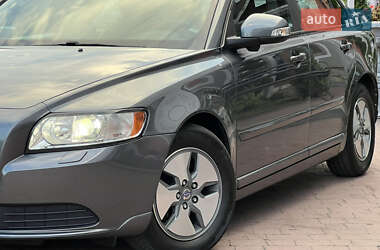 Седан Volvo S40 2011 в 