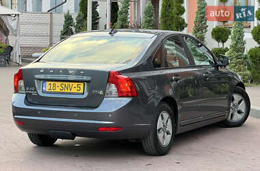 Седан Volvo S40 2011 в 