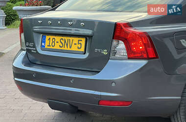 Седан Volvo S40 2011 в 