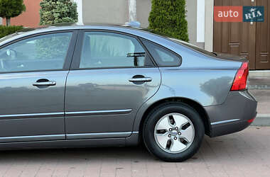 Седан Volvo S40 2011 в 
