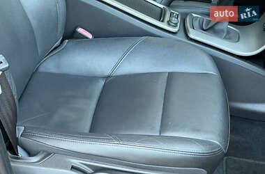 Седан Volvo S40 2011 в 