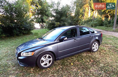 Volvo S40 2011