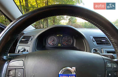 Седан Volvo S40 2011 в 