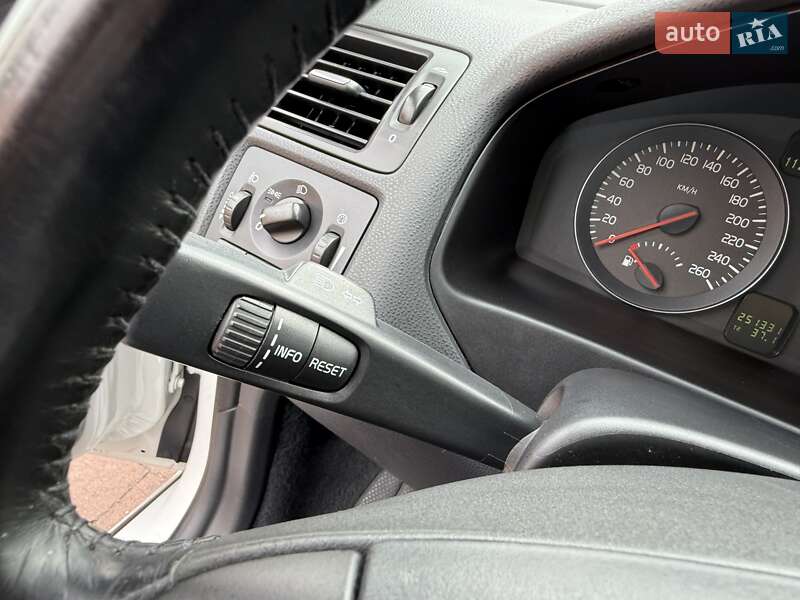 Седан Volvo S40 2010 в Стрые