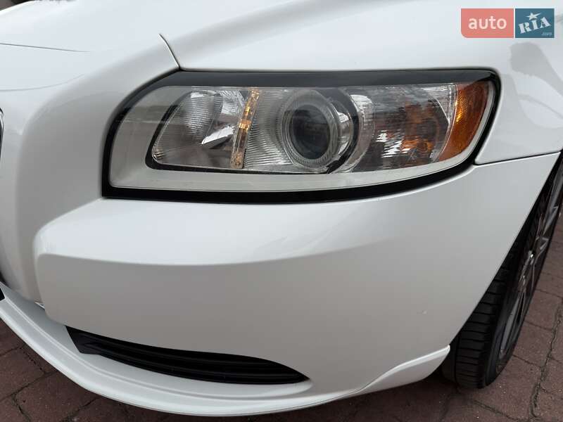 Седан Volvo S40 2010 в Стрые