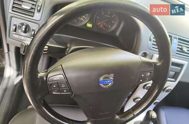 Седан Volvo S40 2010 в 