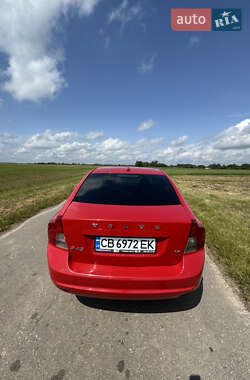 Седан Volvo S40 2010 в 