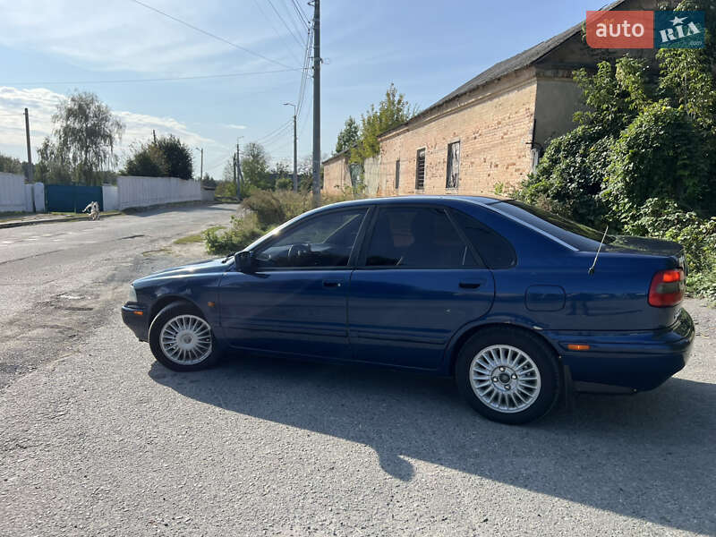 Седан Volvo S40 1997 в Звягеле фото 5 Седан Volvo S40 1997 в Звягеле