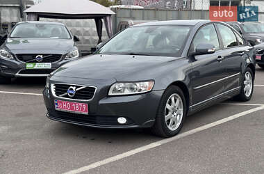 Седан Volvo S40 2012 в 