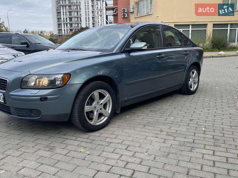 Седан Volvo S40 2004 в Львове