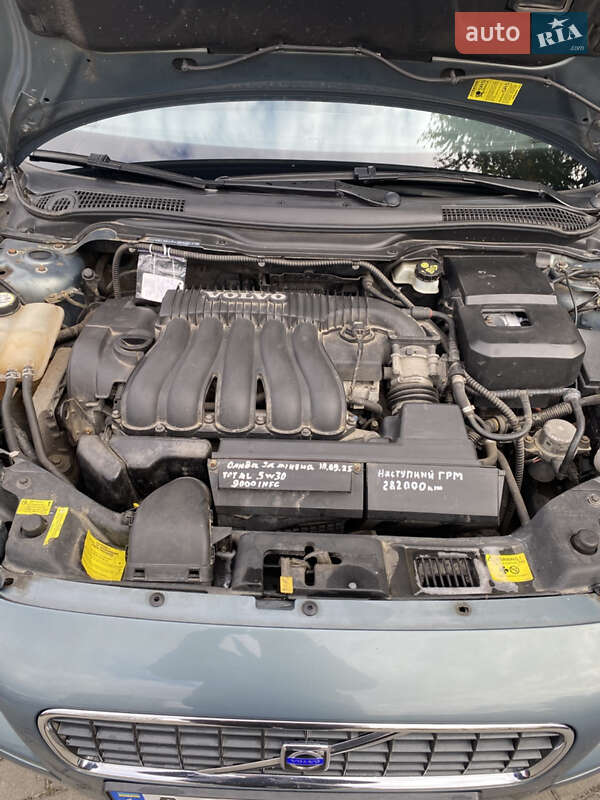 Седан Volvo S40 2004 в Львове
