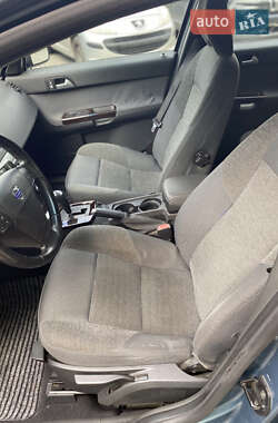Седан Volvo S40 2004 в 